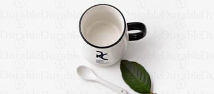 Tasse de thé en porcelaine